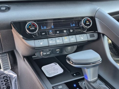 New 2026 Hyundai Elantra SEL Sport FWD image 25