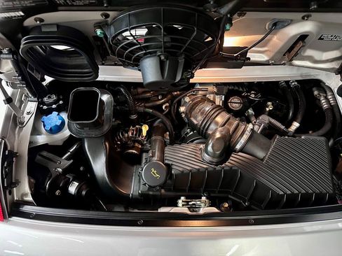 Used 2000 Porsche 911 Cabriolet image 39