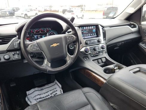 Used 2018 Chevrolet Suburban LT image 11