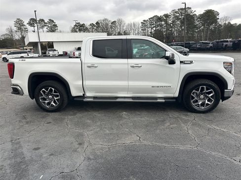 Used 2025 GMC Sierra 1500 SLT w/ SLT Premium Plus Package image 5
