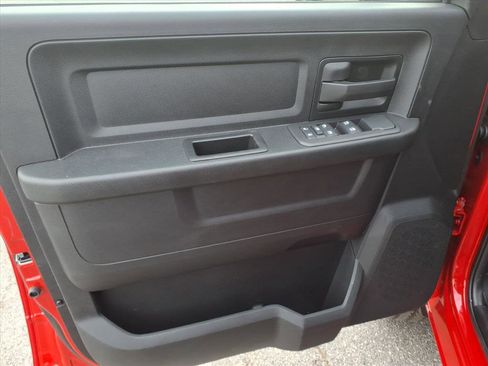 New 2026 RAM 2500 Tradesman w/ Chrome Appearance Group image 8