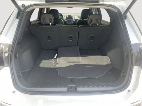 Used 2020 Chevrolet Equinox Premier FWD image 6