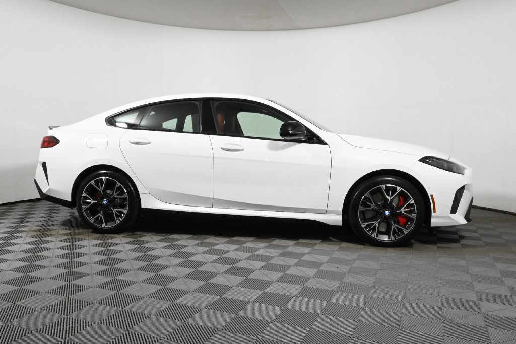 Used 2026 BMW 228i xDrive w/ Technology Package AWD/4WD image 8