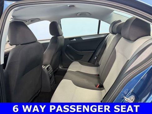 Used 2017 Volkswagen Jetta S FWD image 7