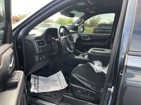 Used 2021 Chevrolet Tahoe Z71 w/ Z71 Off-Road Package AWD/4WD image 9