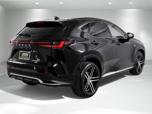 Used 2022 Lexus NX 450h+ F Sport w/ Vision Package image 7