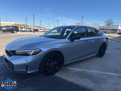 Used 2025 Honda Civic Sport image 7