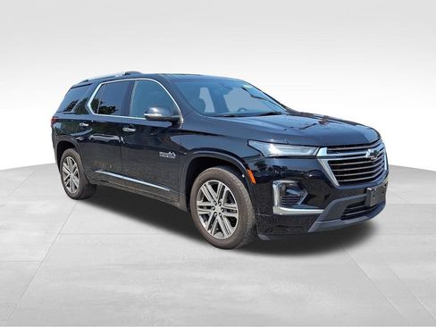 Used 2023 Chevrolet Traverse High Country w/ LPO, Floor Liner Package AWD/4WD image 1