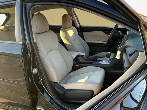 Used 2023 Subaru Impreza Premium image 7