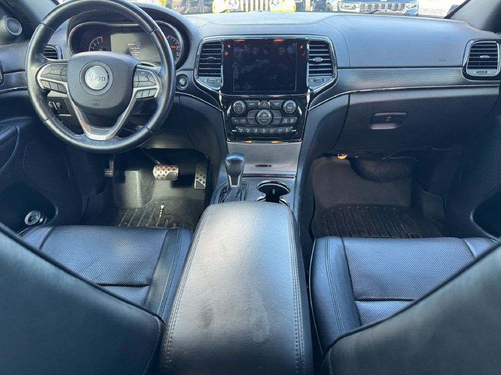 Used 2021 Jeep Grand Cherokee Overland AWD/4WD image 18