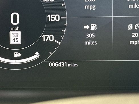 Used 2024 Land Rover Discovery Sport S image 15