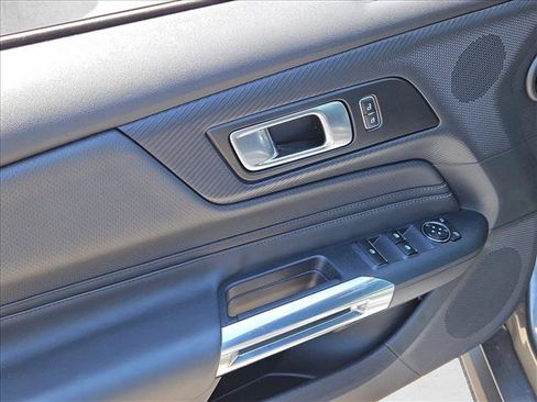 Used 2025 Ford Mustang Premium RWD image 10