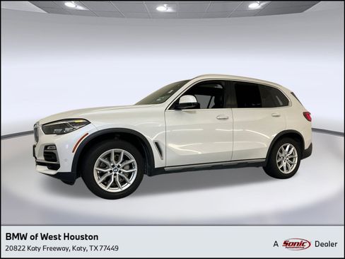 Used 2019 BMW X5 xDrive40i w/ Convenience Package image 1