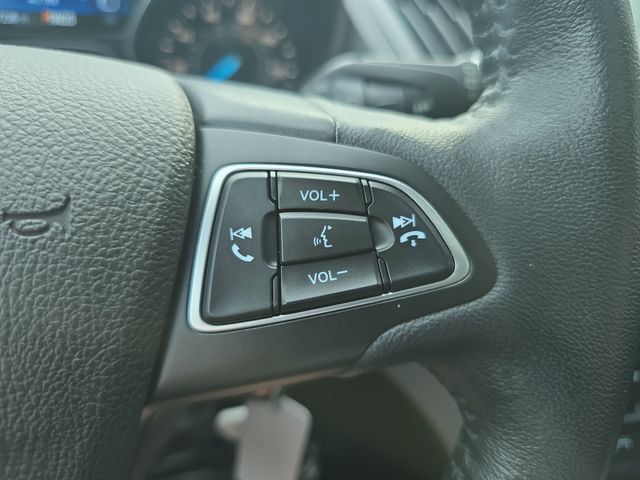 Used 2018 Ford Escape SEL w/ Ford Safe & Smart Package AWD/4WD image 24