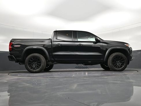 Used 2024 Chevrolet Colorado Trail Boss w/ Technology Package image 27