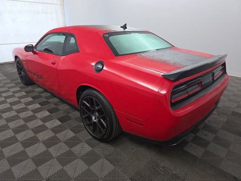 Used 2016 Dodge Challenger R/T image 6