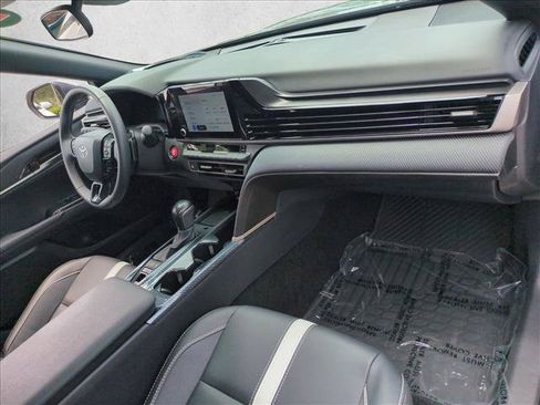 Used 2026 Toyota Camry SE FWD image 21