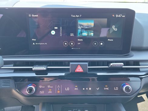 New 2026 Kia Sportage SX FWD image 9