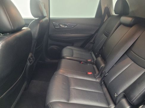 Used 2018 Nissan Rogue SL w/ Premium Package AWD/4WD image 18