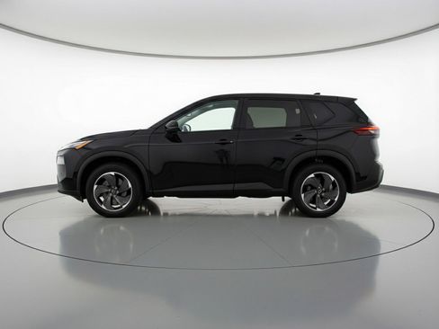 Used 2025 Nissan Rogue SV image 4