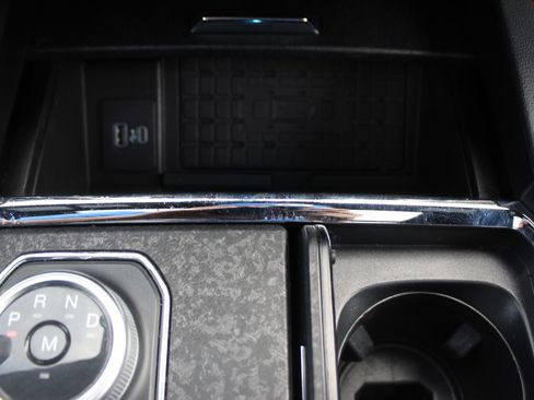 Used 2023 Ford Expedition Limited AWD/4WD image 35