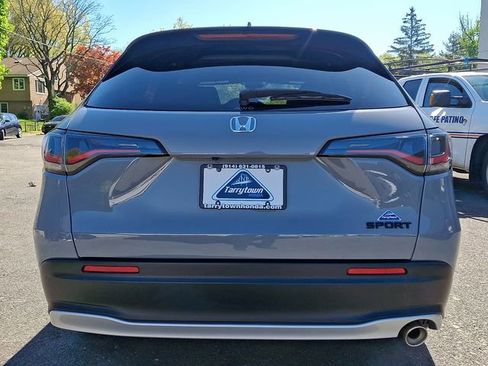 Certified 2024 Honda HR-V Sport image 5