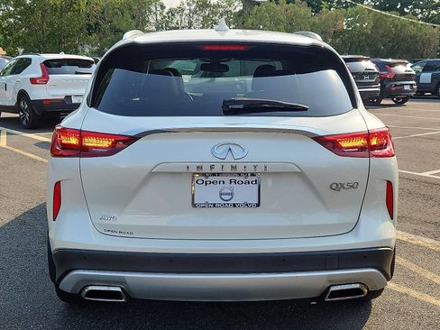 Used 2021 INFINITI QX50 Essential w/ Convenience Package AWD/4WD image 5