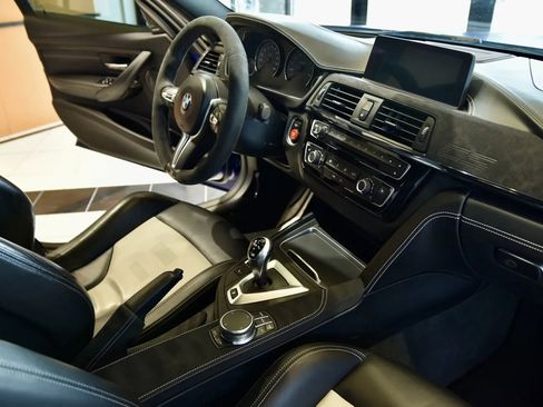 Used 2018 BMW M3 CS w/ Executive Package RWD image 27