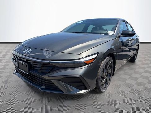 New 2026 Hyundai Elantra Sport FWD image 3