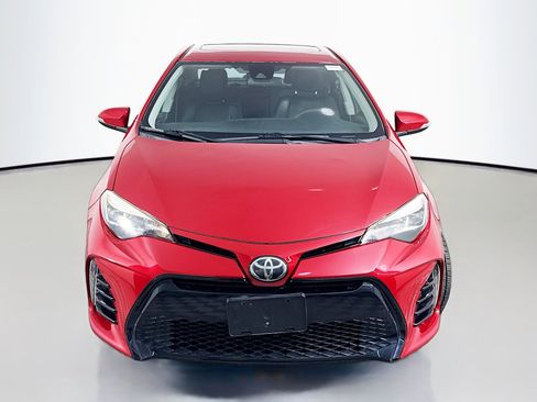 Used 2017 Toyota Corolla XSE image 2