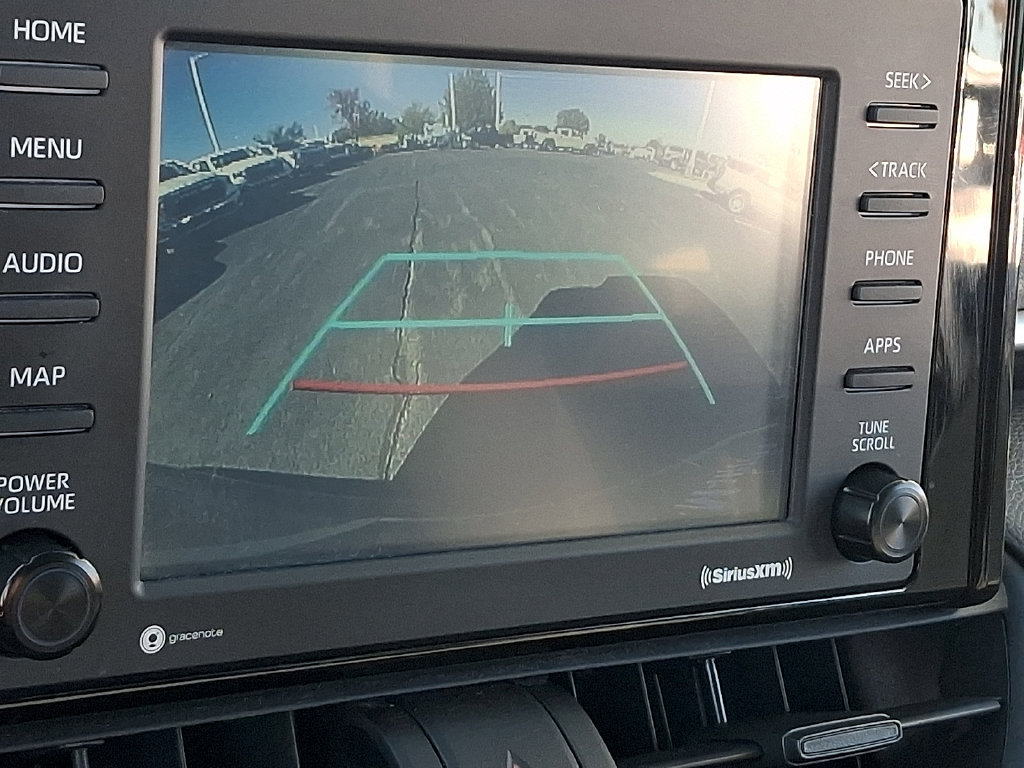 Used 2022 Toyota RAV4 LE FWD image 17