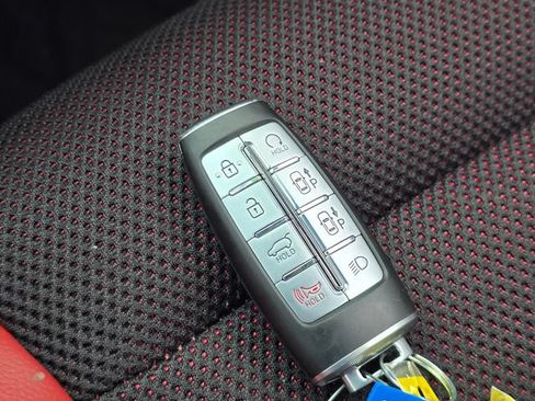 Used 2023 Genesis GV70 2.5T w/ Sport Prestige Package AWD/4WD image 25