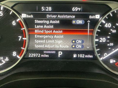 Used 2023 Nissan Rogue SL w/ SL Premium Package FWD image 10