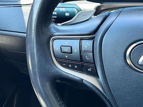 Used 2024 Lexus ES 350 w/ Premium Package FWD image 31
