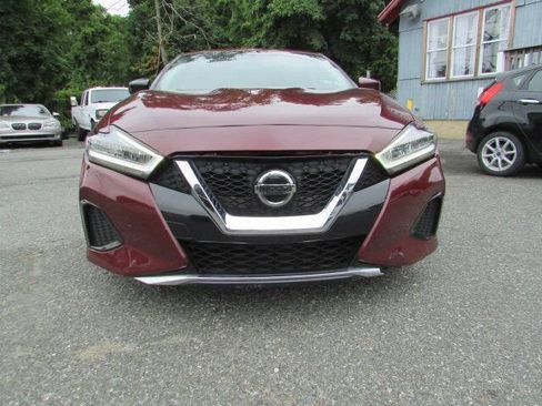 Used 2019 Nissan Maxima 3.5 S w/ Floor Mat Group FWD image 2