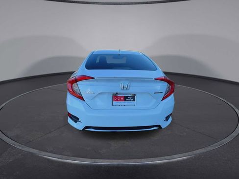 Used 2019 Honda Civic Touring image 7