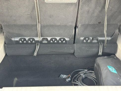 Used 2021 Chrysler Pacifica Limited w/ Premium & Safety Sphere Group image 4