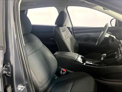 Certified 2026 Hyundai Tucson SE FWD image 9