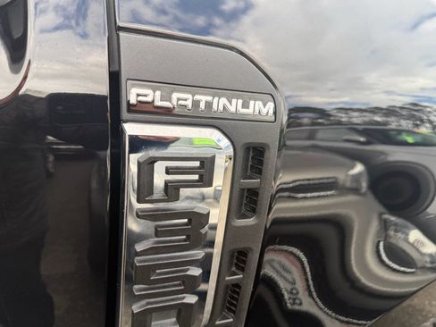 Used 2024 Ford F350 Platinum AWD/4WD image 4