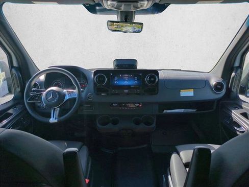 New 2026 Mercedes-Benz Sprinter 2500 image 14