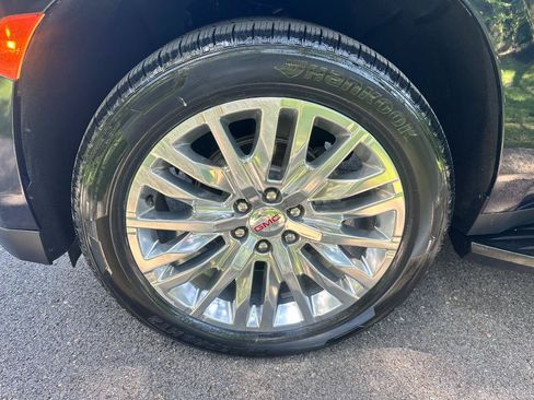 Used 2023 GMC Yukon Denali w/ LPO, Floor Liner Package RWD image 56
