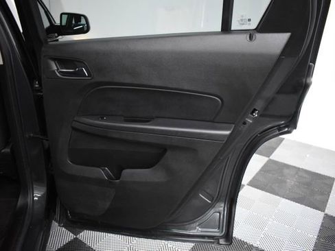 Used 2017 GMC Terrain SLE w/ Convenience Package image 14