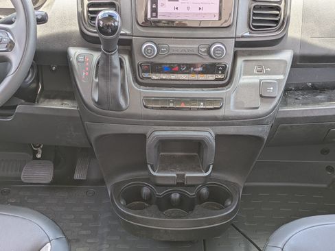 Used 2026 RAM ProMaster 2500 w/ Convenience Group FWD image 16