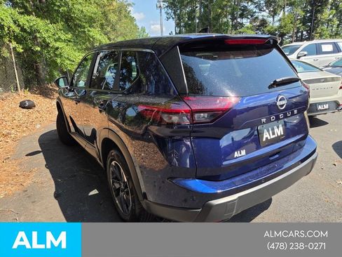 Used 2025 Nissan Rogue SV FWD image 6