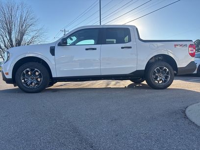 New 2025 Ford Maverick XLT w/ XLT Luxury Package