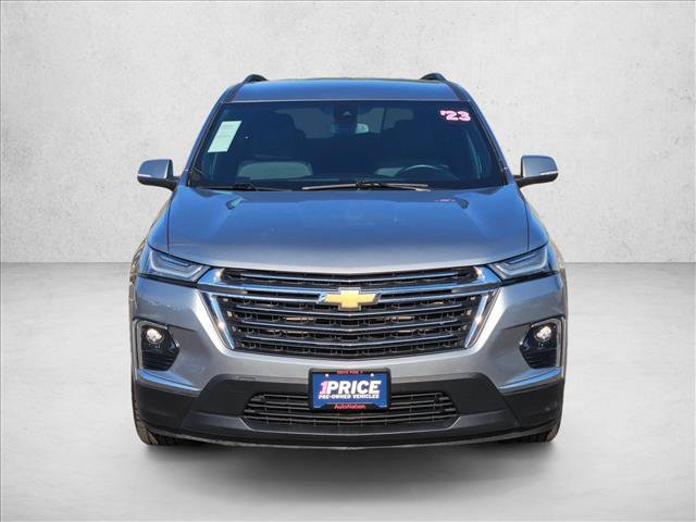 Used 2023 Chevrolet Traverse LT AWD/4WD image 3
