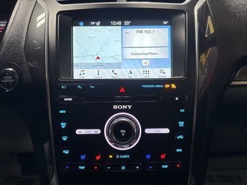 Used 2018 Ford Explorer Limited w/ Equipment Group 301A image 11