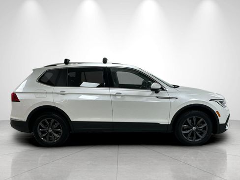 Used 2023 Volkswagen Tiguan SE FWD image 6