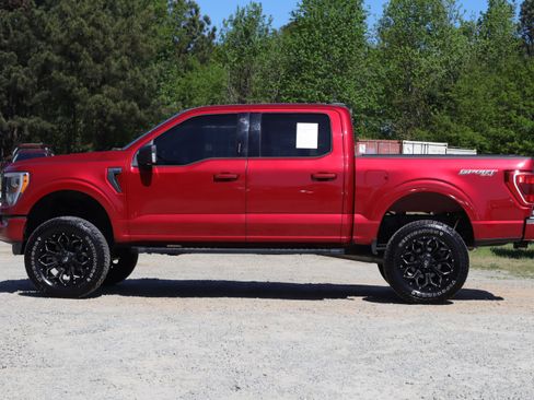 Used 2021 Ford F150 XLT w/ Equipment Group 302A High image 5