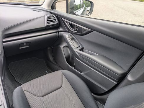 Used 2020 Subaru Crosstrek 2.0i AWD/4WD image 17